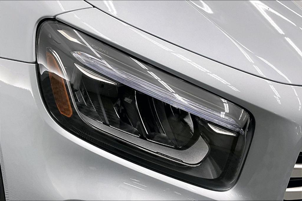 new 2026 Mercedes-Benz GLB 250 car, priced at $48,685