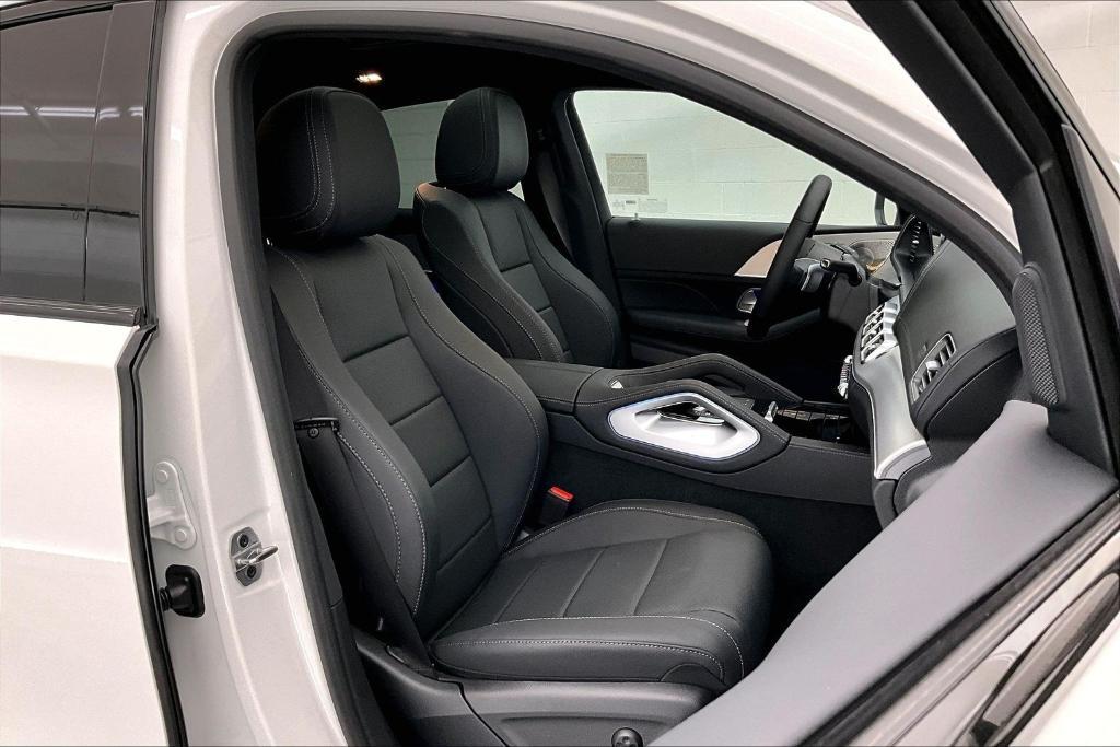 new 2026 Mercedes-Benz GLE 450 car, priced at $86,405