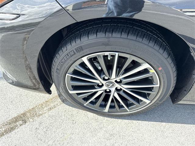 new 2025 Lexus ES 350 car, priced at $49,594