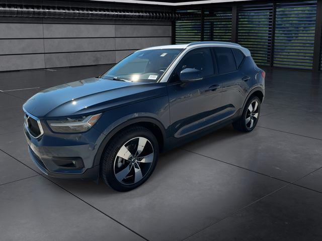 used 2021 Volvo XC40 car, priced at $21,888