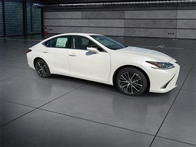 new 2025 Lexus ES 350 car, priced at $49,694