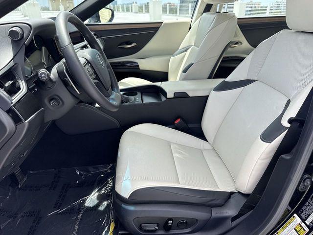used 2024 Lexus ES 300h car, priced at $43,998