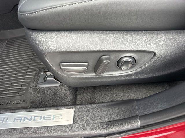 used 2026 Toyota Highlander Hybrid car, priced at $52,888