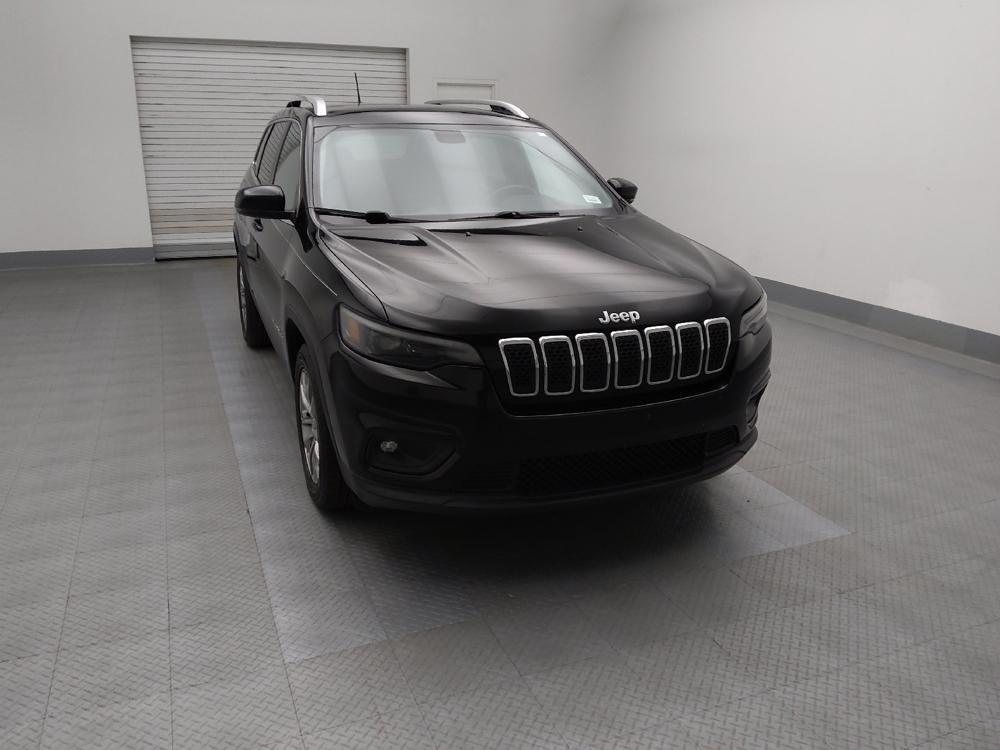 used 2019 Jeep Cherokee car, priced at $18,395
