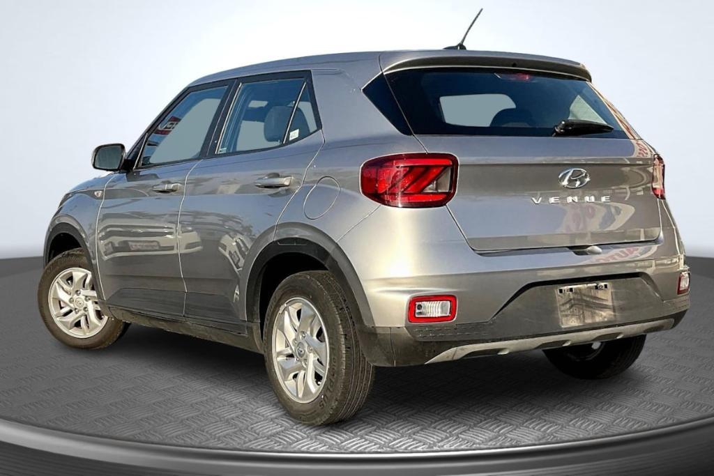 used 2024 Hyundai Venue car, priced at $13,175