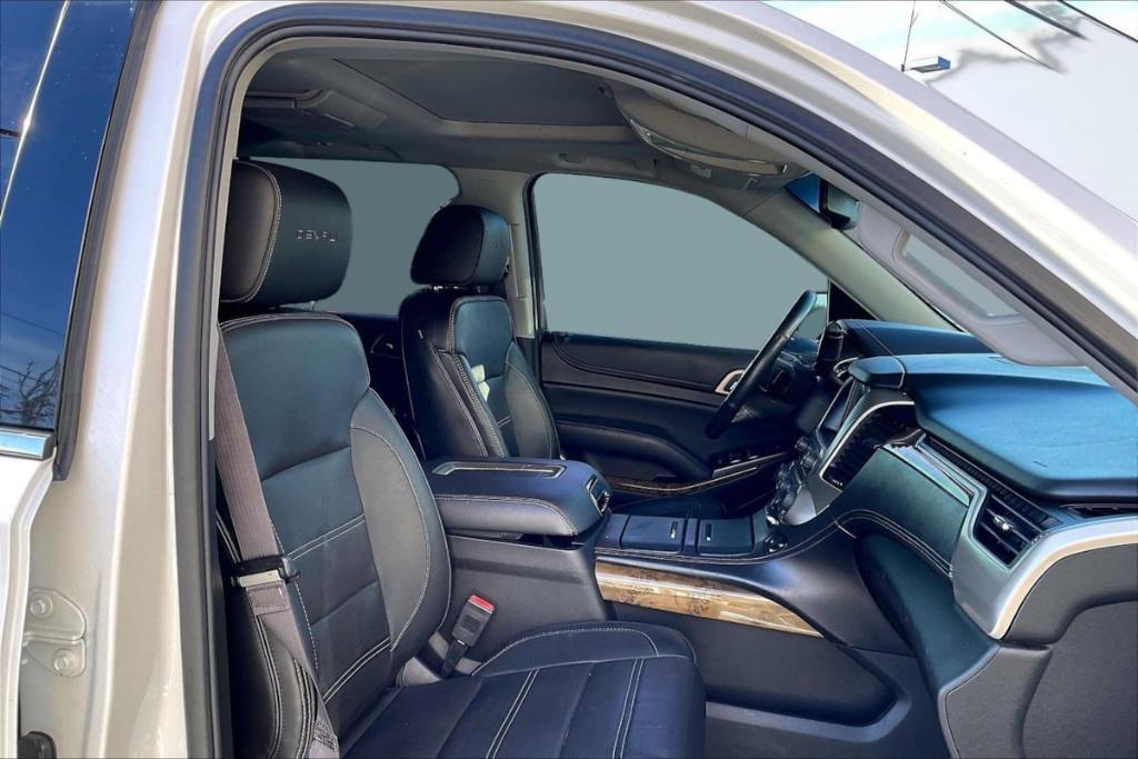 used 2016 GMC Yukon car, priced at $17,415