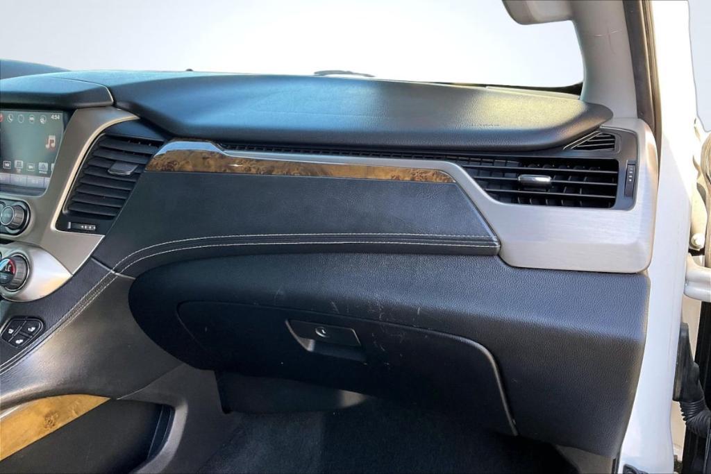 used 2016 GMC Yukon car, priced at $17,415