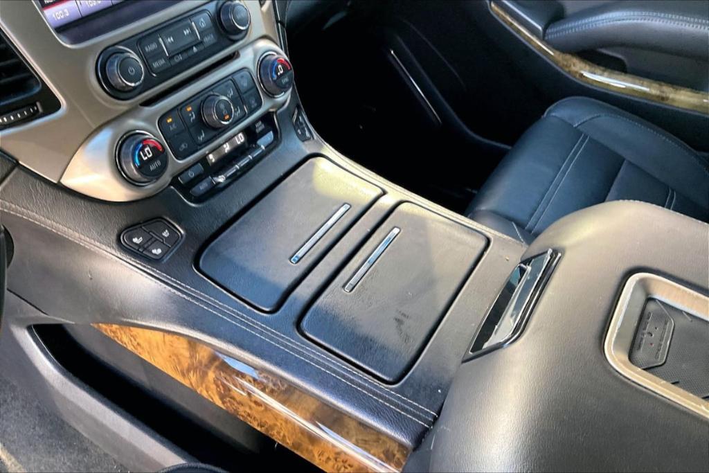 used 2016 GMC Yukon car, priced at $17,415