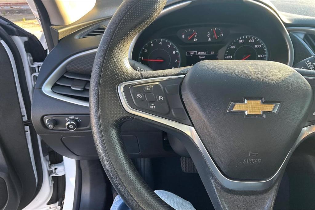 used 2022 Chevrolet Malibu car, priced at $13,335