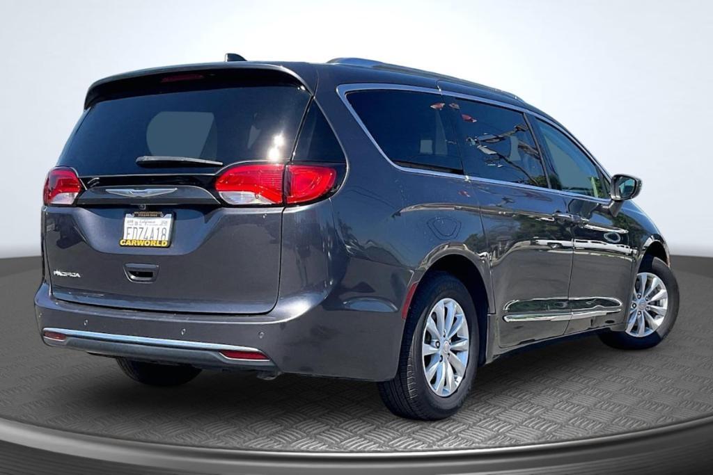 used 2019 Chrysler Pacifica car, priced at $11,845