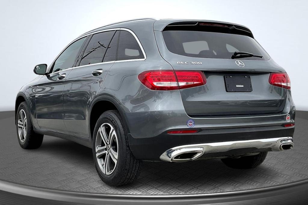 used 2019 Mercedes-Benz GLC 300 car, priced at $8,765
