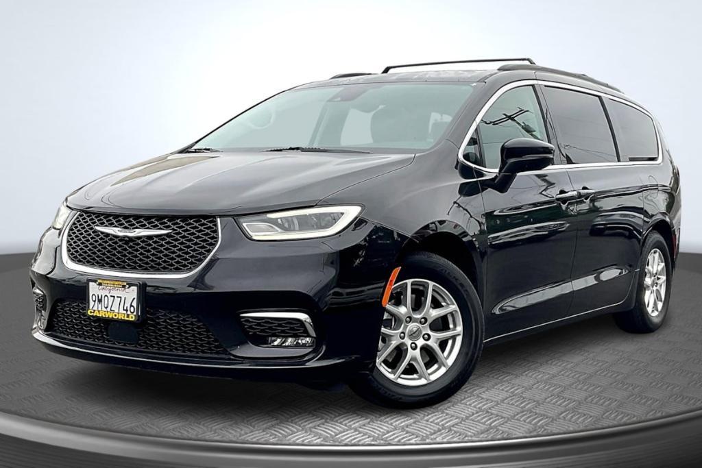 used 2022 Chrysler Pacifica car, priced at $20,095
