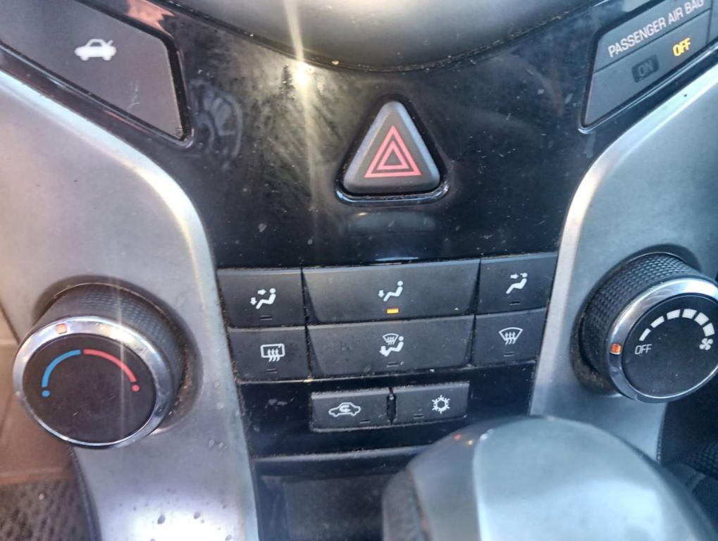 used 2016 Chevrolet Cruze Limited car, priced at $3,625