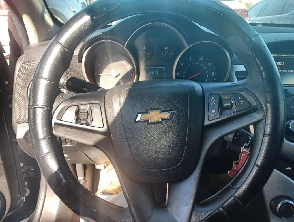 used 2016 Chevrolet Cruze Limited car, priced at $3,625