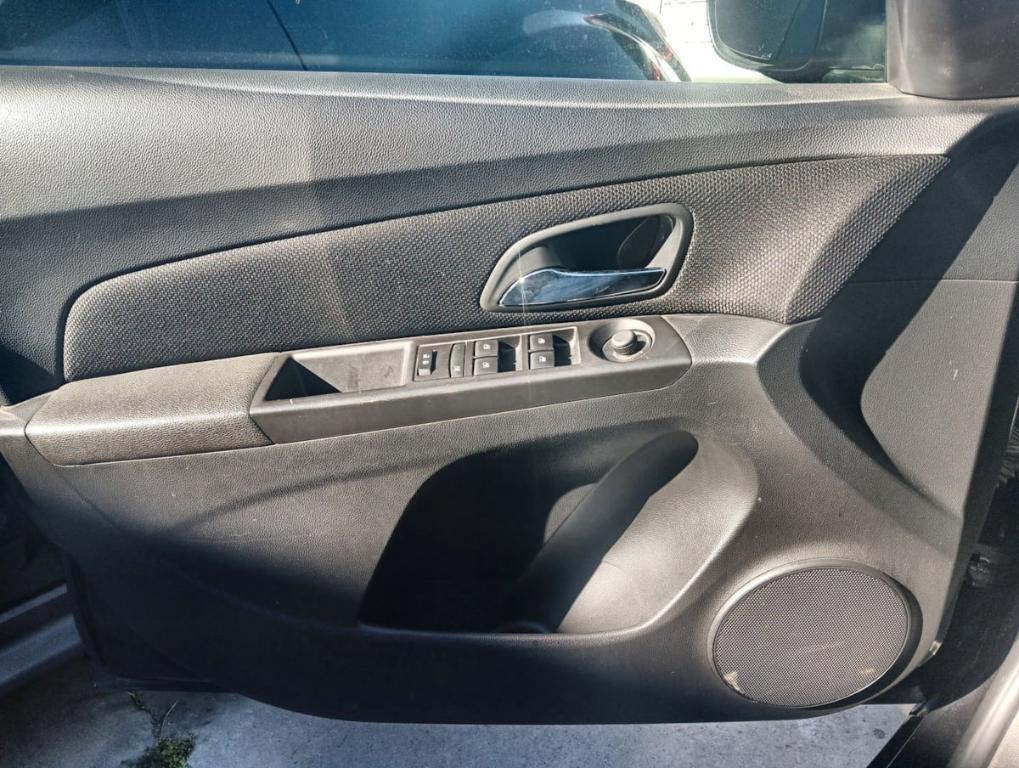 used 2016 Chevrolet Cruze Limited car, priced at $3,625