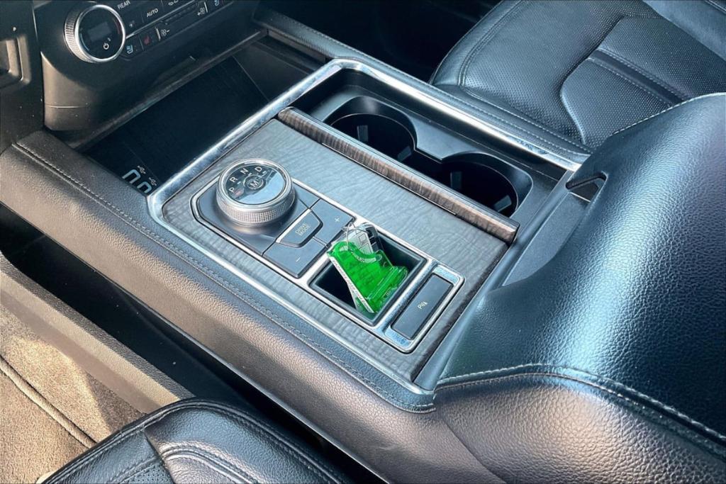 used 2018 Ford Expedition car, priced at $18,415