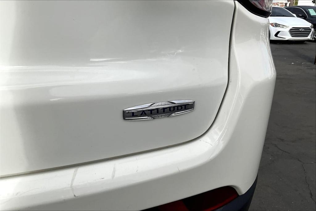 used 2020 Jeep Compass car, priced at $12,425