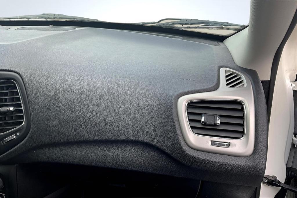 used 2020 Jeep Compass car, priced at $12,425