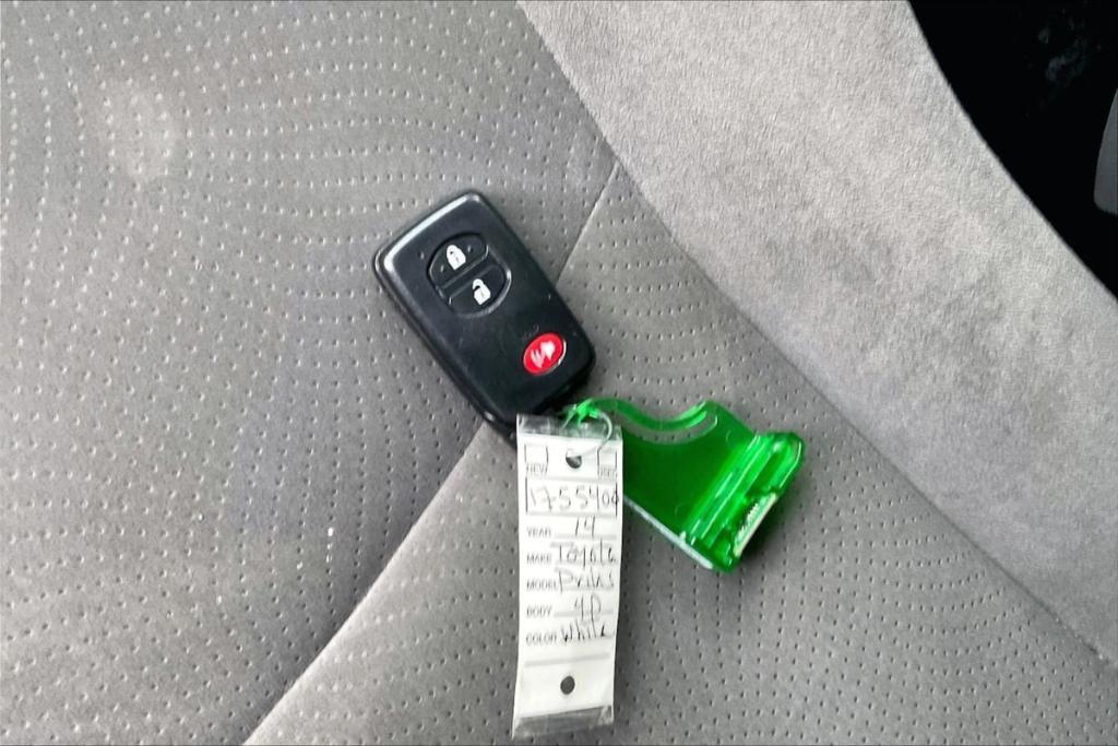 used 2014 Toyota Prius car