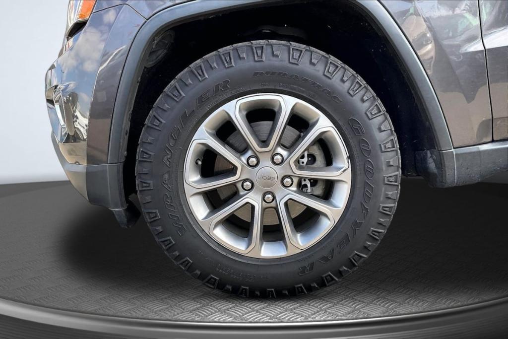 used 2015 Jeep Grand Cherokee car, priced at $11,425