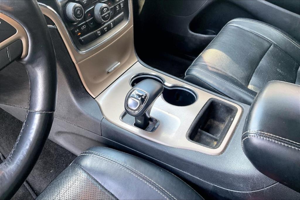 used 2015 Jeep Grand Cherokee car, priced at $11,425