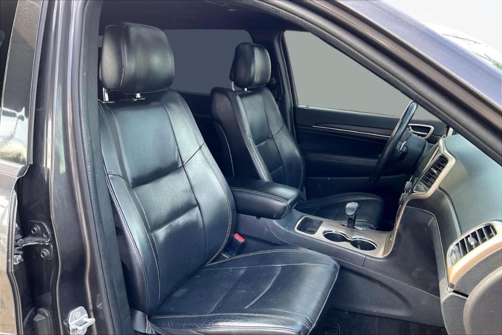 used 2015 Jeep Grand Cherokee car, priced at $11,425