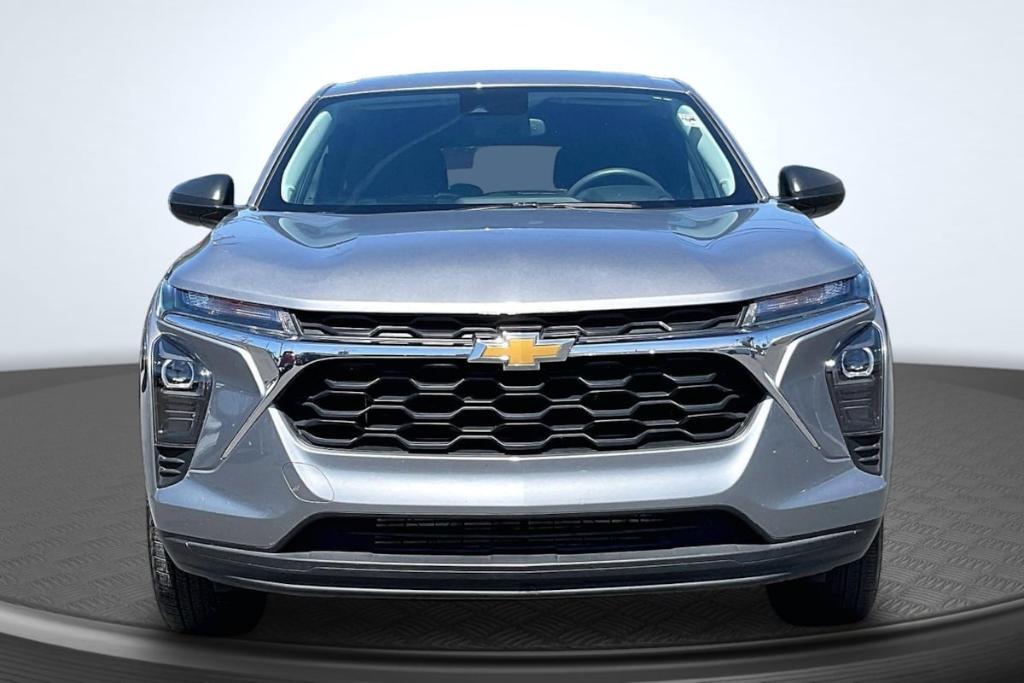 used 2025 Chevrolet Trax car, priced at $23,995