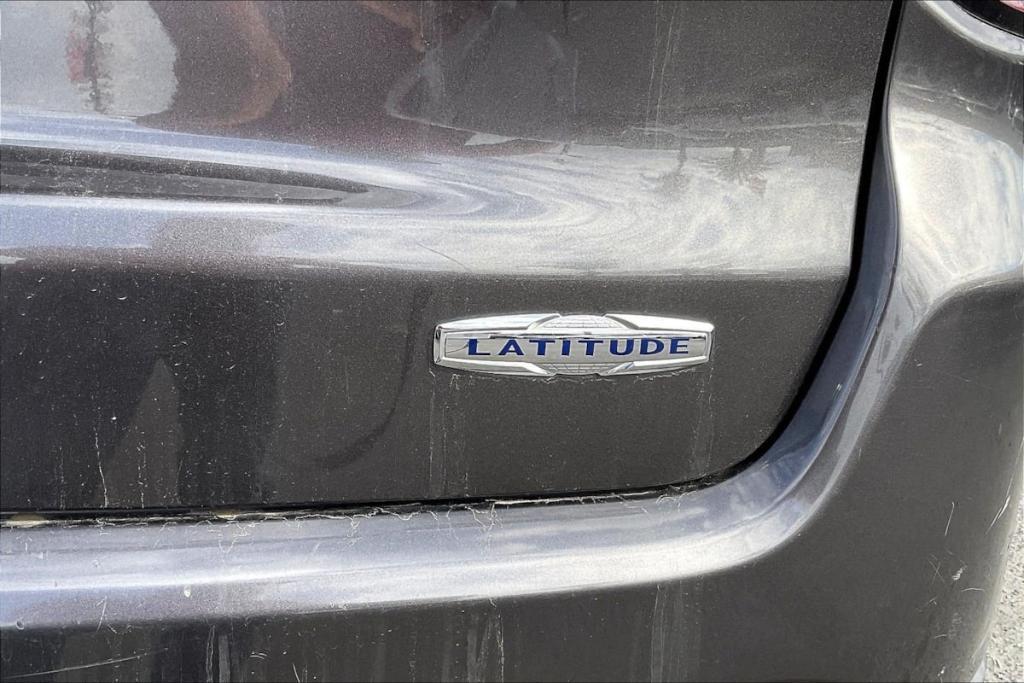 used 2019 Jeep Compass car, priced at $12,575