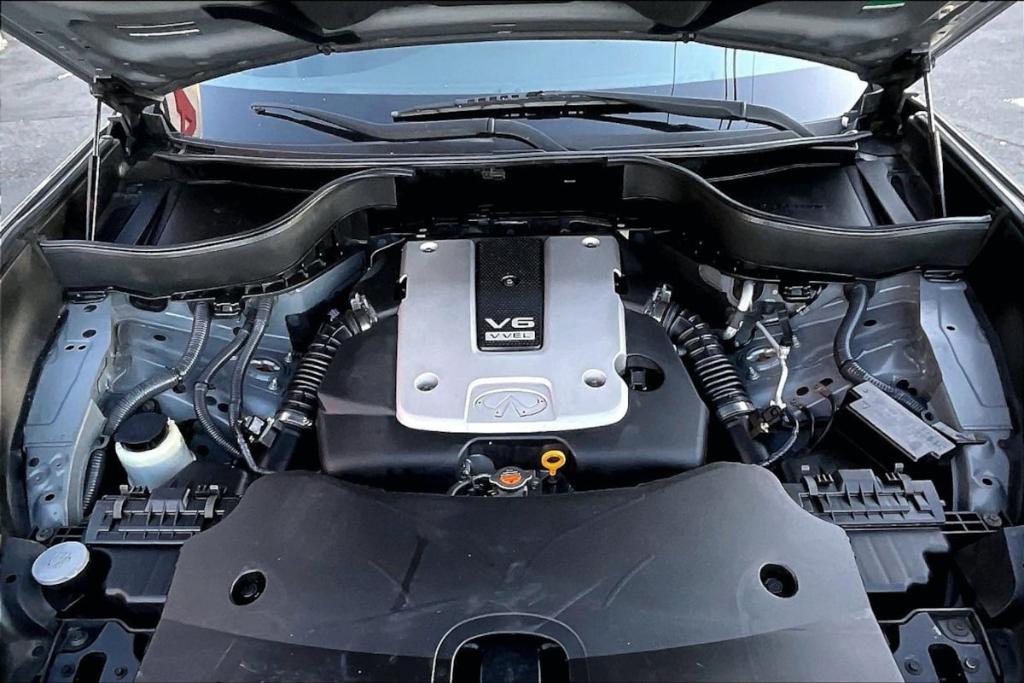 used 2015 INFINITI QX70 car, priced at $10,755