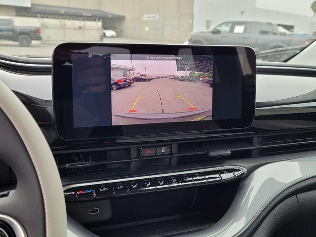 new 2025 FIAT 500e car