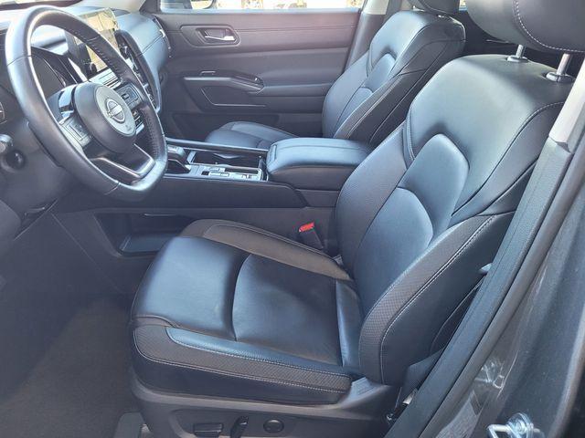 used 2025 Nissan Pathfinder car, priced at $31,500