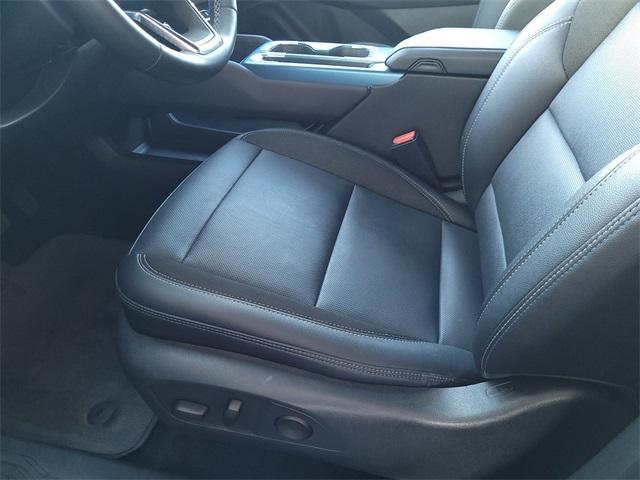 used 2025 Chevrolet Equinox EV car, priced at $21,900