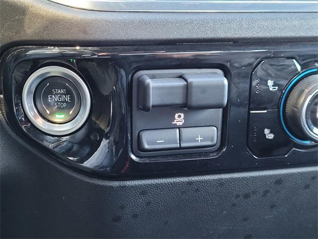 used 2025 Chevrolet Silverado 1500 car, priced at $35,700