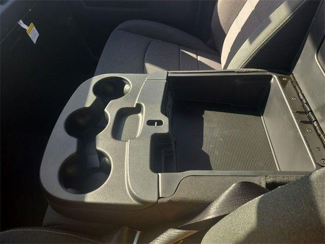 new 2024 Ram 1500 Classic car, priced at $40,998