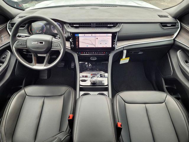 new 2026 Jeep Grand Cherokee car, priced at $47,778