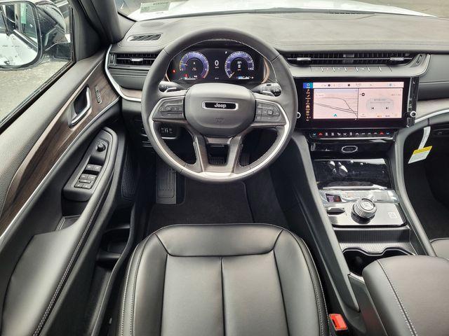 new 2026 Jeep Grand Cherokee car, priced at $47,778