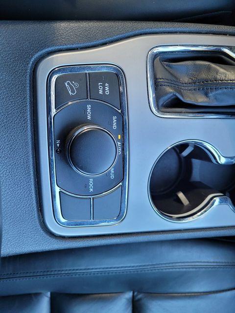 used 2021 Jeep Grand Cherokee car, priced at $22,900
