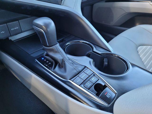 used 2020 Toyota Camry Hybrid car, priced at $28,900