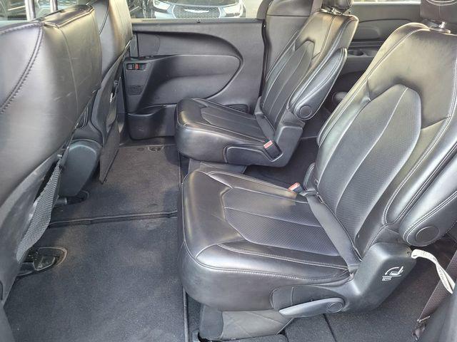 used 2025 Chrysler Pacifica car, priced at $25,300