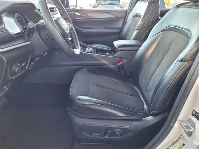 used 2023 Jeep Grand Cherokee car, priced at $26,998