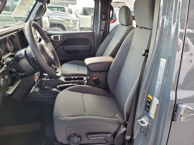 new 2026 Jeep Gladiator car, priced at $44,238