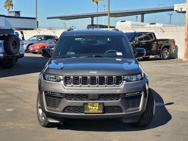 new 2026 Jeep Grand Cherokee car, priced at $46,985