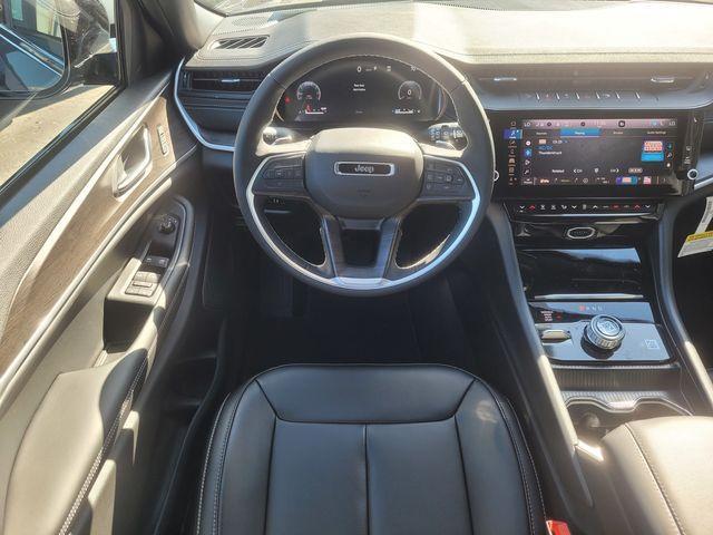 new 2026 Jeep Grand Cherokee car, priced at $46,985