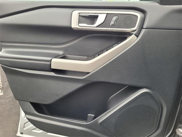 used 2023 Ford Explorer car, priced at $24,900