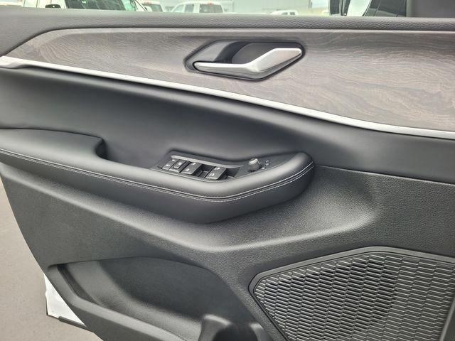 new 2026 Jeep Grand Cherokee car, priced at $42,237
