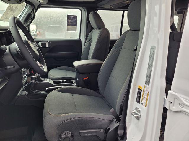 new 2026 Jeep Wrangler car, priced at $48,578