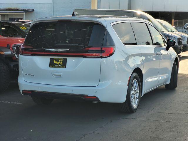 used 2025 Chrysler Pacifica car, priced at $34,900
