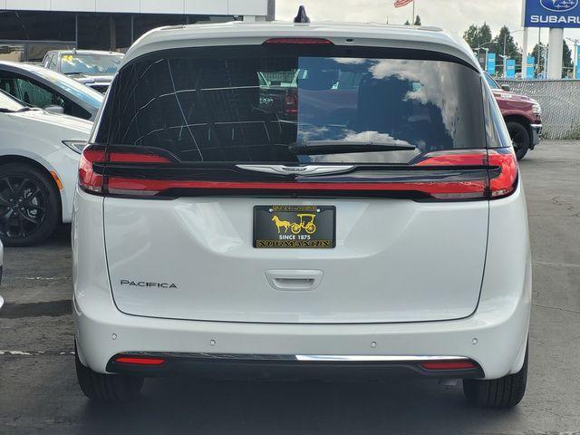 used 2025 Chrysler Pacifica car, priced at $33,800
