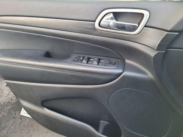 used 2021 Jeep Grand Cherokee car, priced at $22,400