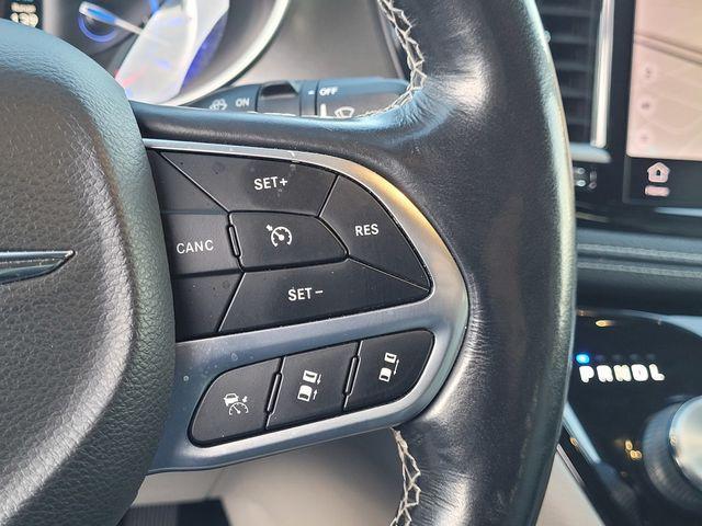 used 2021 Chrysler Pacifica Hybrid car, priced at $22,500